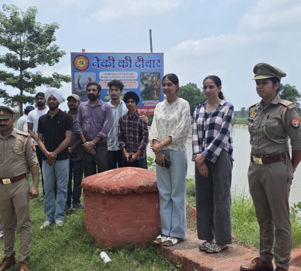 नदी किनारे स्टंट और सेल्फी के खतरों को लेकर ‘नेकी की दीवार’ ने चलाया जागरूकता अभियान