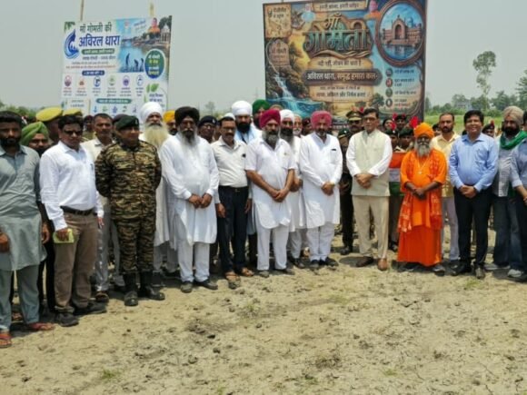 “नेकी की दीवार” द्वारा आयोजित माँ गोमती उद्गम स्थल स्वच्छता और सेवा कार्यक्रम